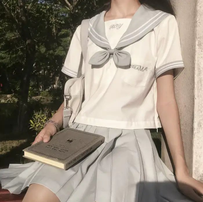 鲁蛇大翻身